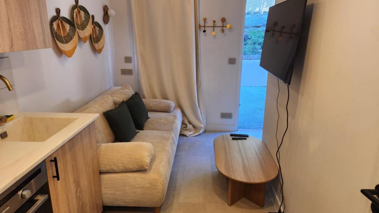 Charmant Studio Saint-Tropez Exteriör bild